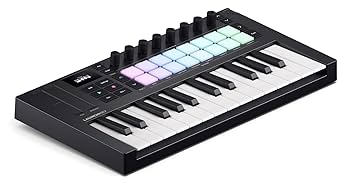 Launchkey Mini MK3 25鍵 MIDIキーボード LKM25-MKIV-Straight-Top-2400-